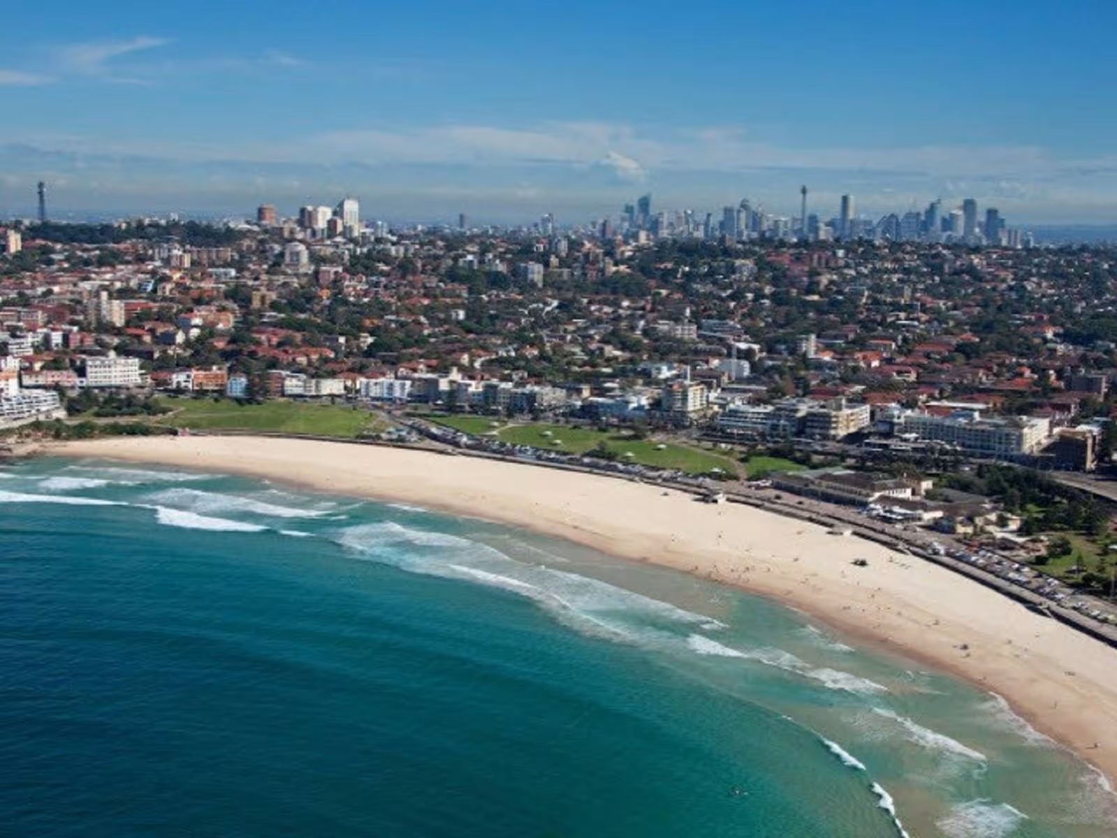 Bondi Beach Information, Sydney NSW | Cars Caravans Camping